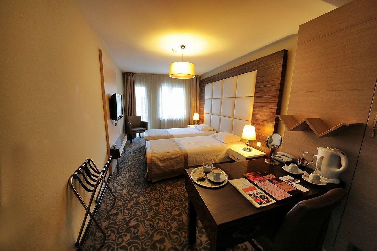 Derpa Hotel Istanbul Ngoại thất bức ảnh