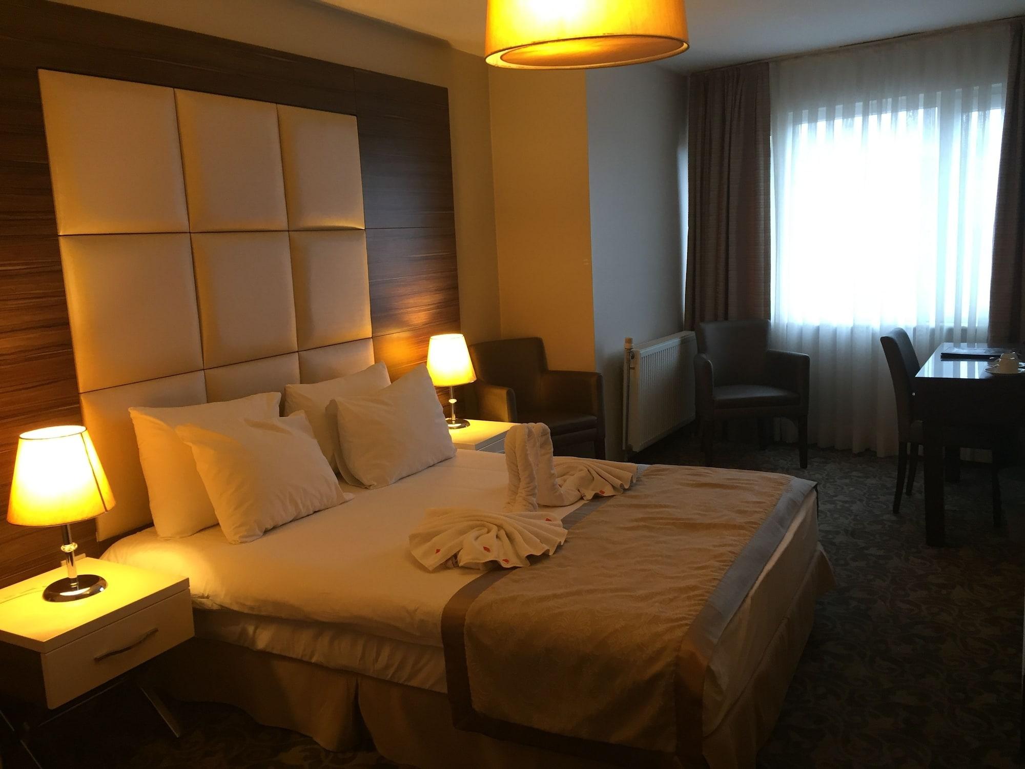 Derpa Hotel Istanbul Ngoại thất bức ảnh