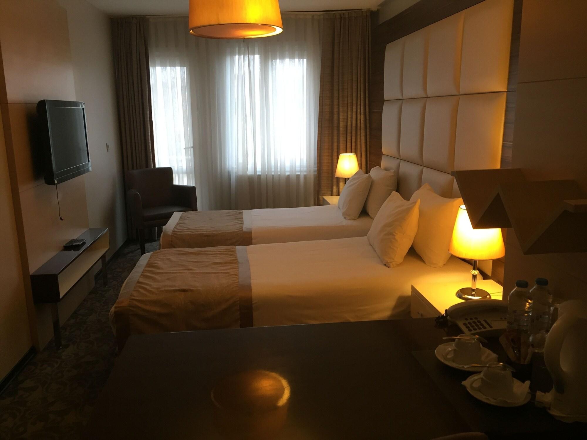 Derpa Hotel Istanbul Ngoại thất bức ảnh
